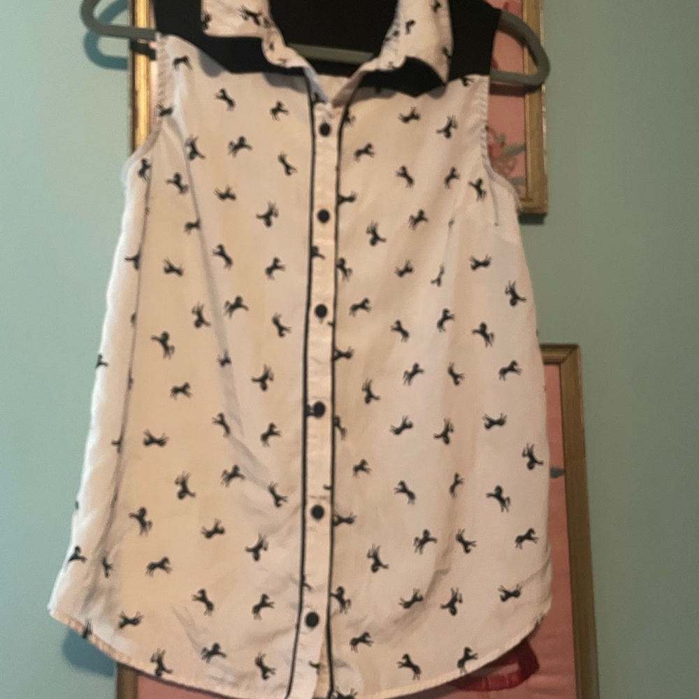 Forever 21 western style cream and black Top with Black horse Pattern